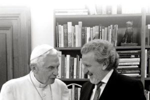 Fede e scienza-in dialogo. Benedetto XVI incontra il matematico Odifreddi